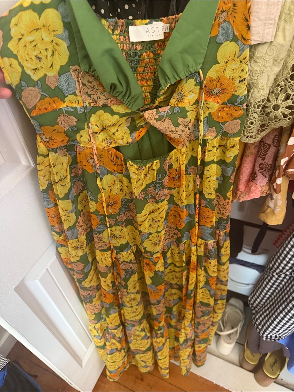 Astr Green & Yellow Floral Midi Dress - Picture 4 of 7